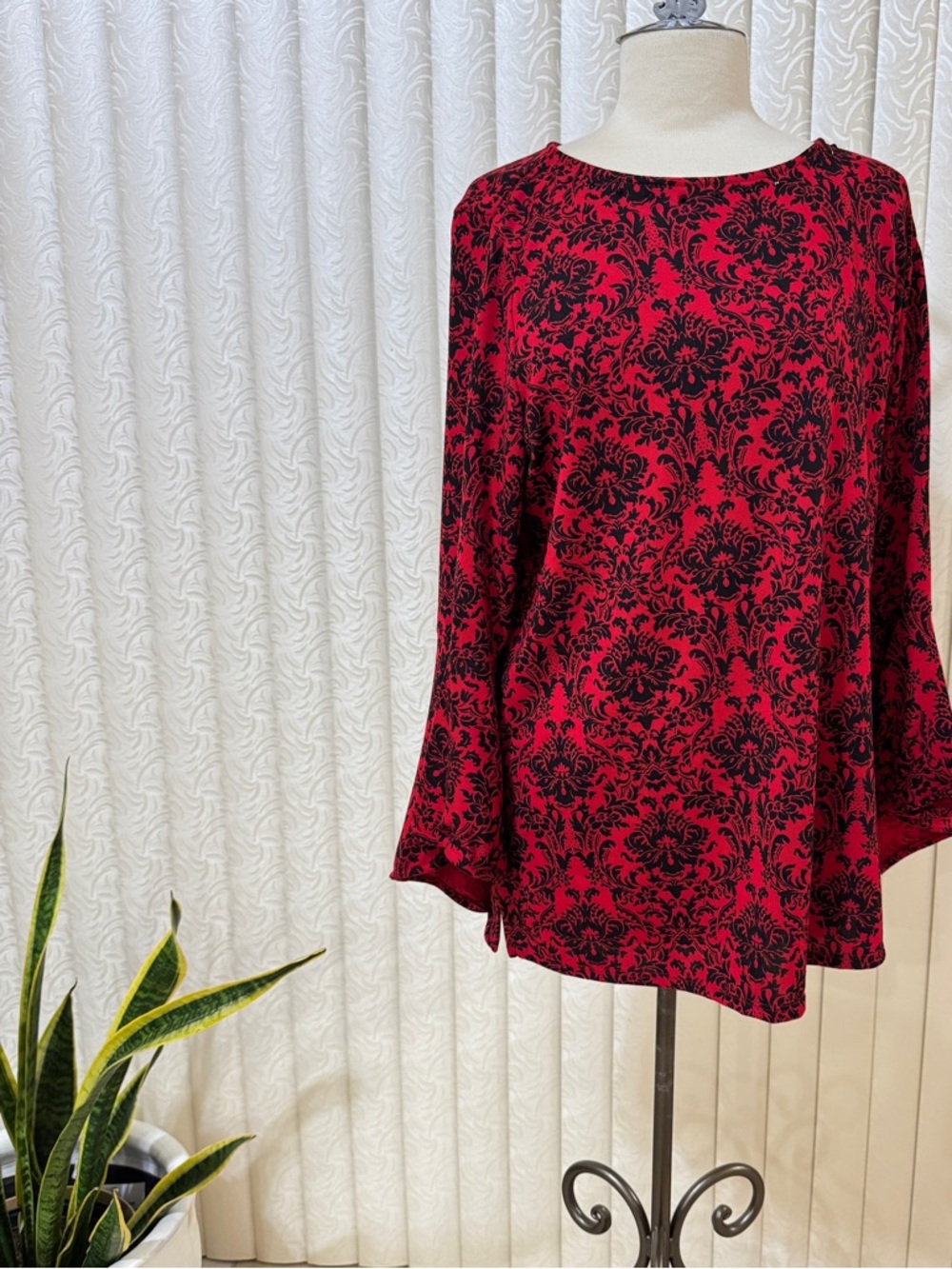 Investments Red and Black Damask Tunic Top